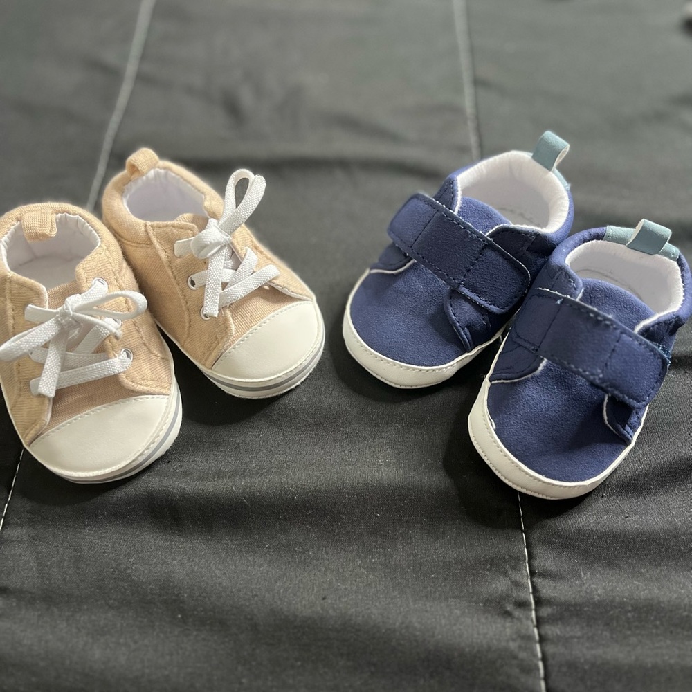 BABY BOY SHOES SIZE 0-3 MONTHS